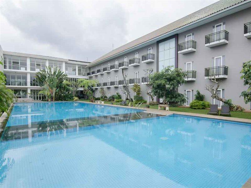 Batu Suki Resort And Hotel Buitenkant foto