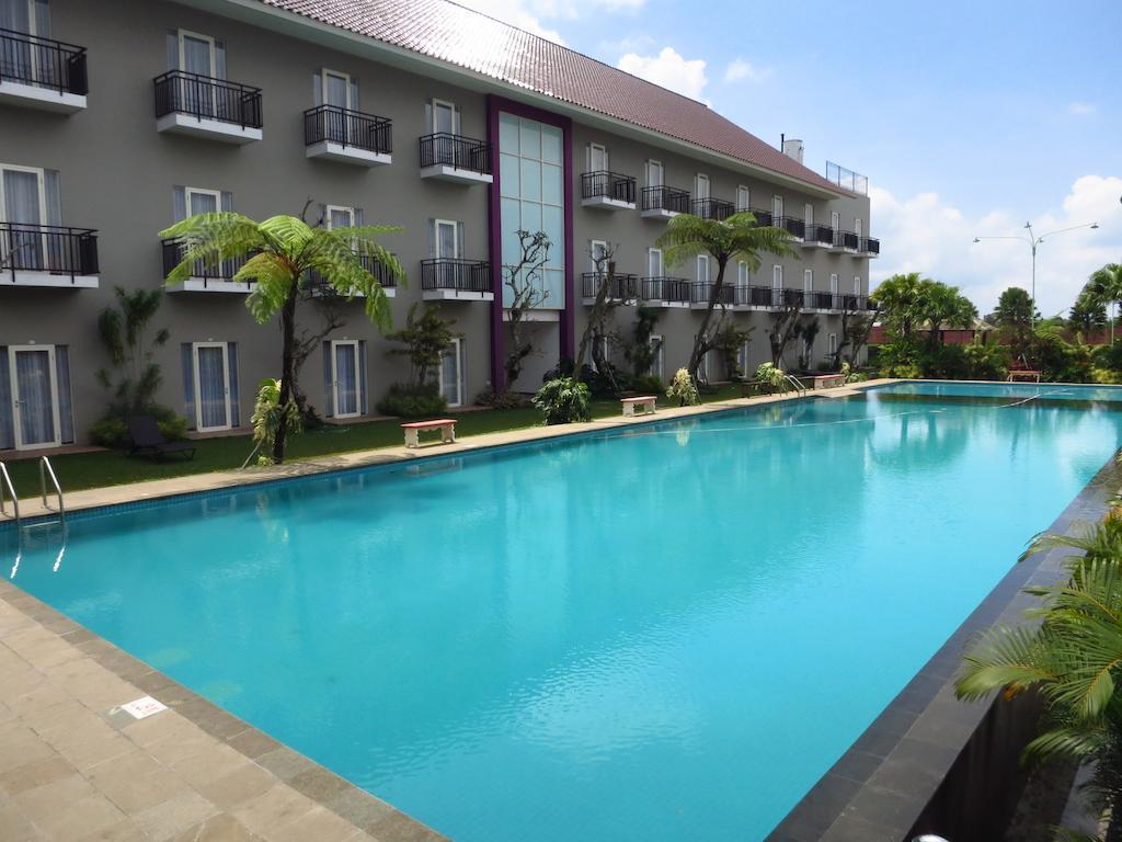 Batu Suki Resort And Hotel Buitenkant foto