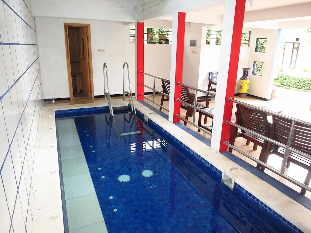 Batu Suki Resort And Hotel Buitenkant foto