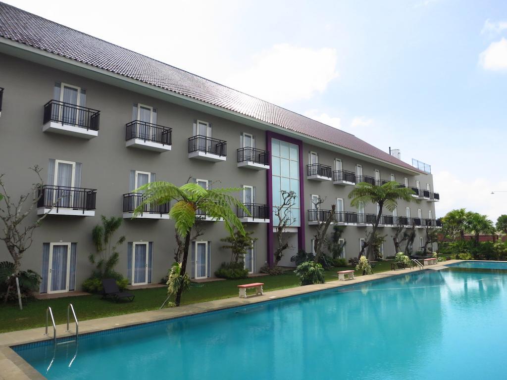 Batu Suki Resort And Hotel Buitenkant foto