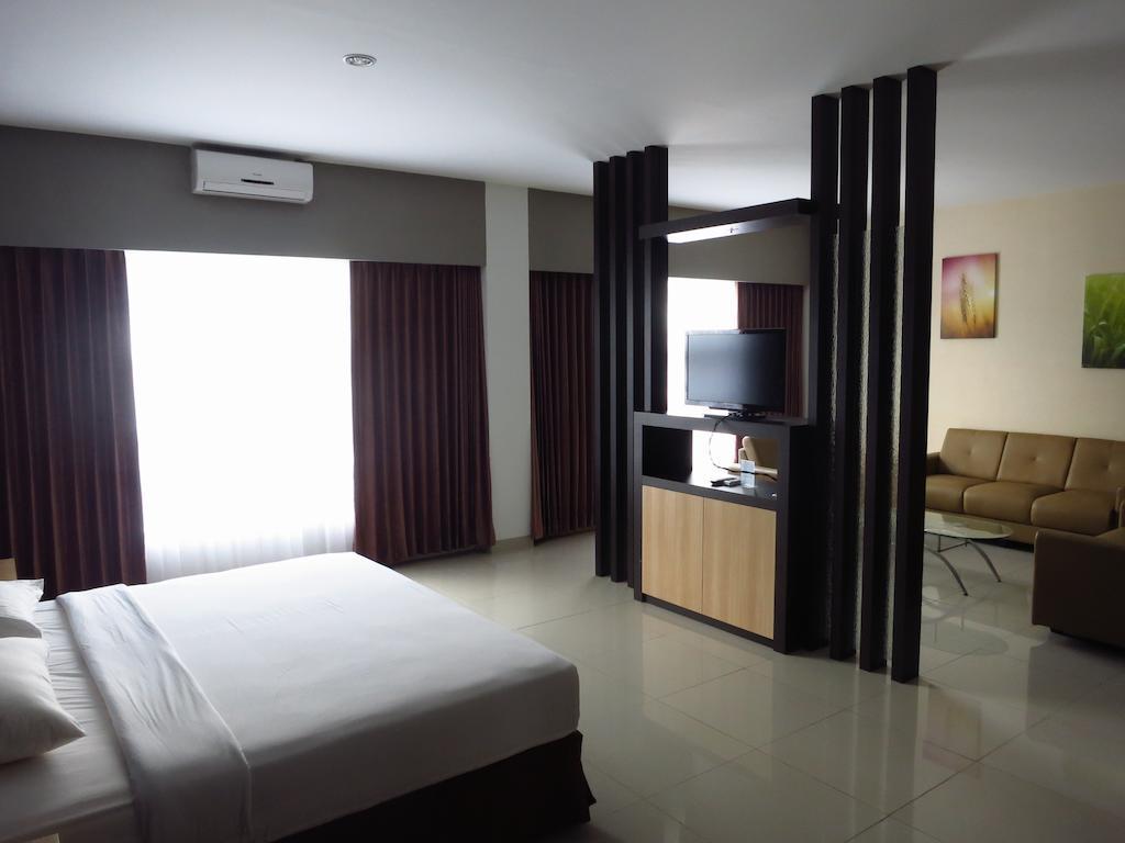 Batu Suki Resort And Hotel Buitenkant foto
